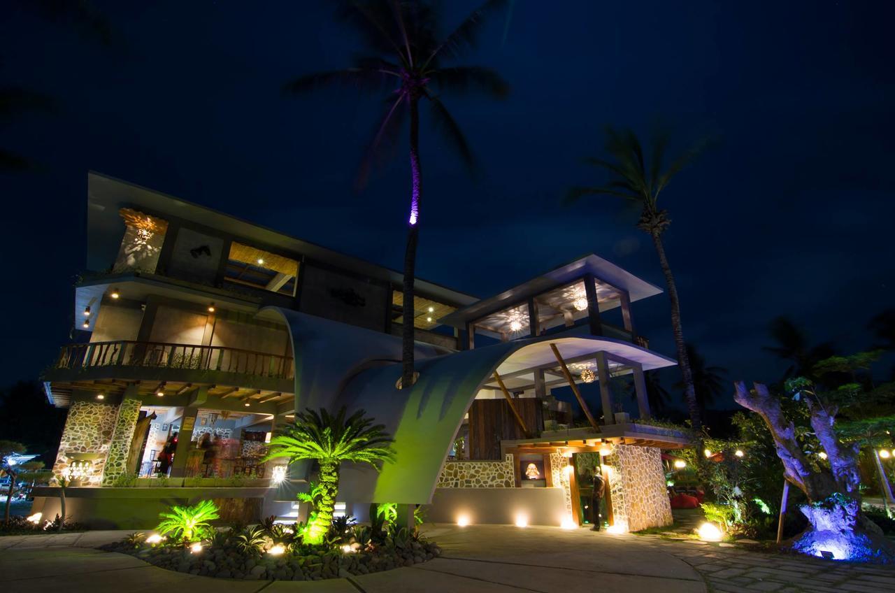 Pipe Dream Villas Resort Kuta  Exteriör bild