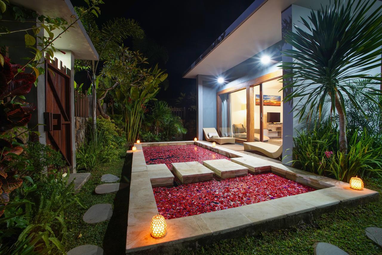 Pipe Dream Villas Resort Kuta  Exteriör bild