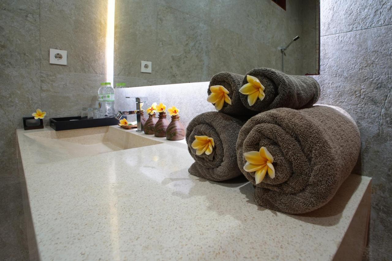 Pipe Dream Villas Resort Kuta  Exteriör bild